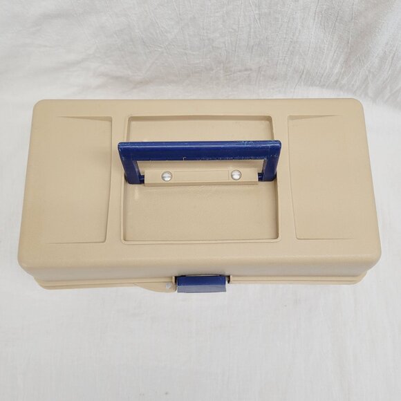 Old Pal 1050 Vintage Fishing Tackle Box With Assorted Gear & Accessories - Picture 9 of 10